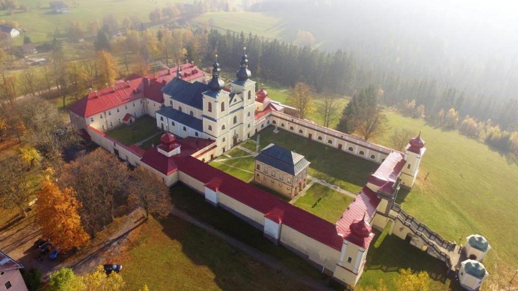 Chalupa Sanov U Kralik Červená Voda Exterior foto